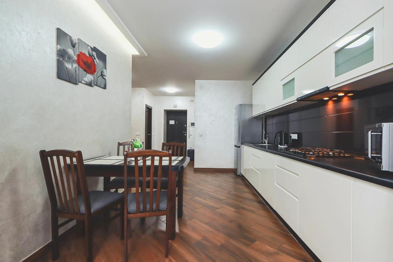 Cozy Apartment On Belvedere 伊万诺-弗兰科夫斯克 外观 照片